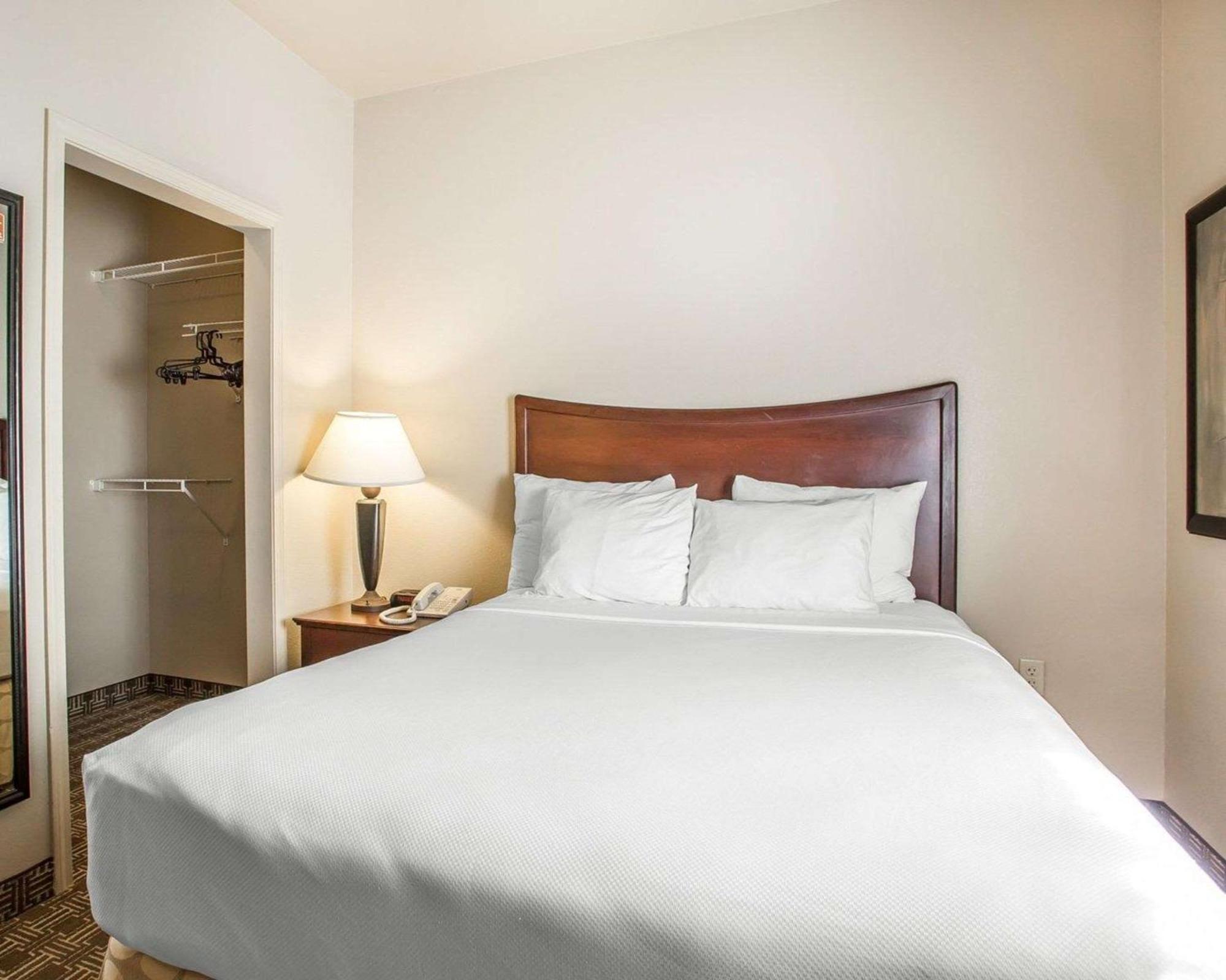 Mainstay Suites St Robert - Fort Leonard Wood Saint Robert Exterior foto